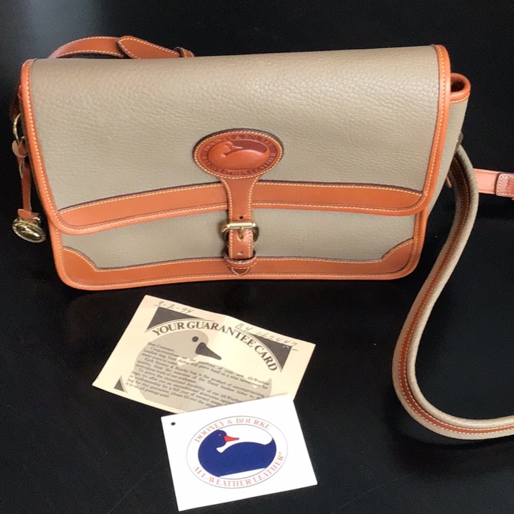 Dooney & Burke vintage NWT full size taupe Surrey bag. Excellent condition